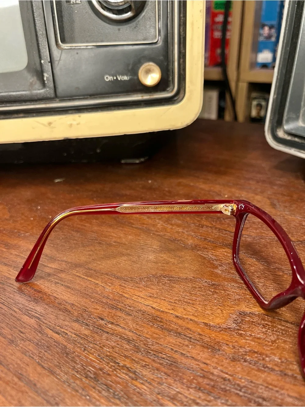 Vintage Gucci Eyeglasses Frame Burgundy Gold w/ Case